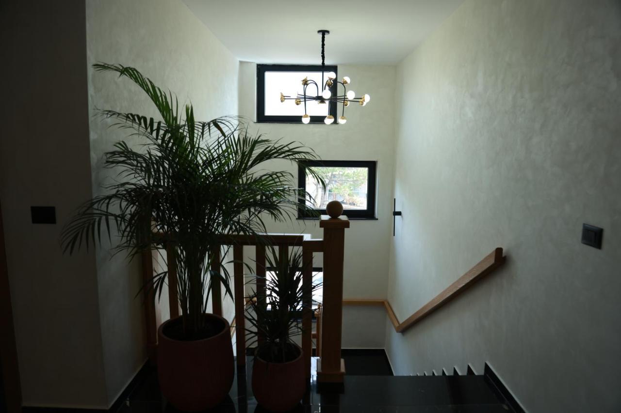 Baz'Hur Boutique Hotel Kukes Exteriör bild